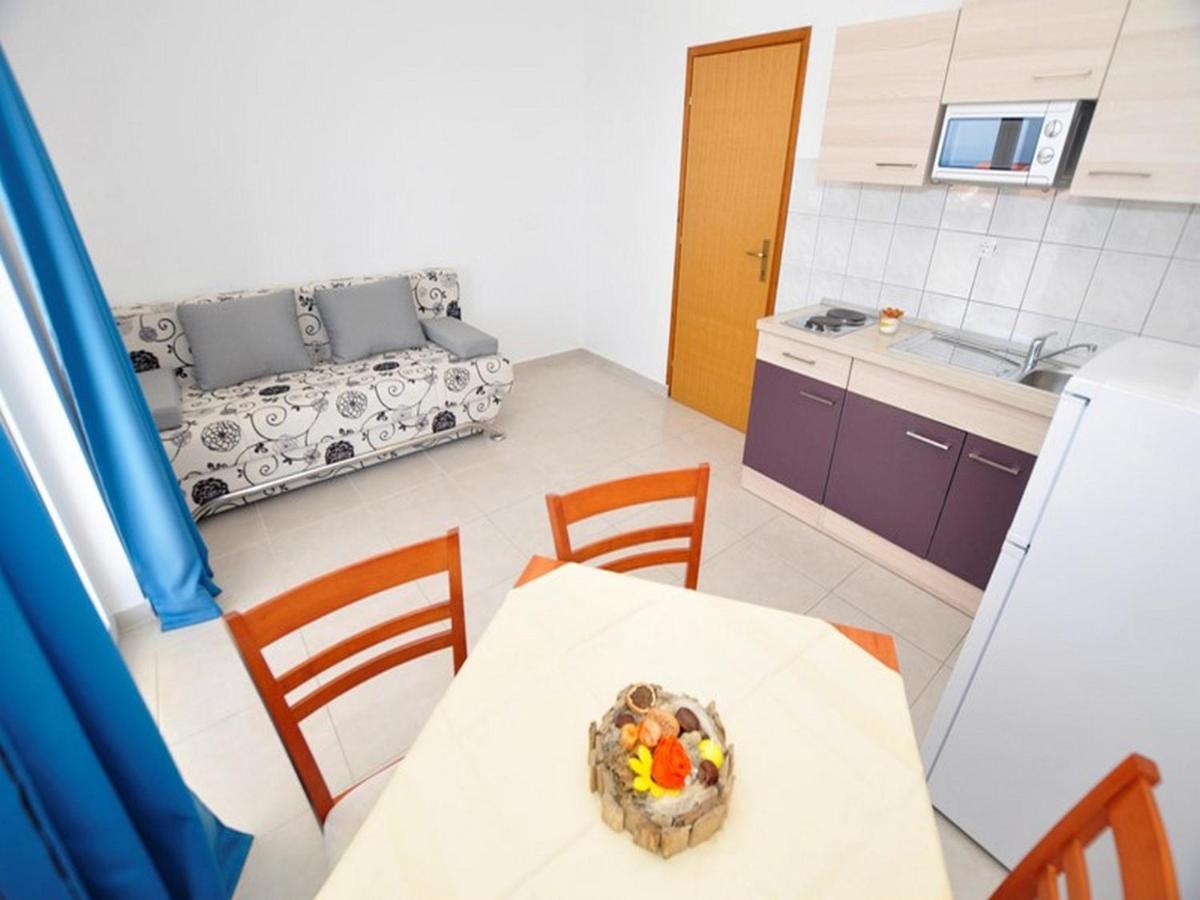 Apartments Zora Tučepi Buitenkant foto